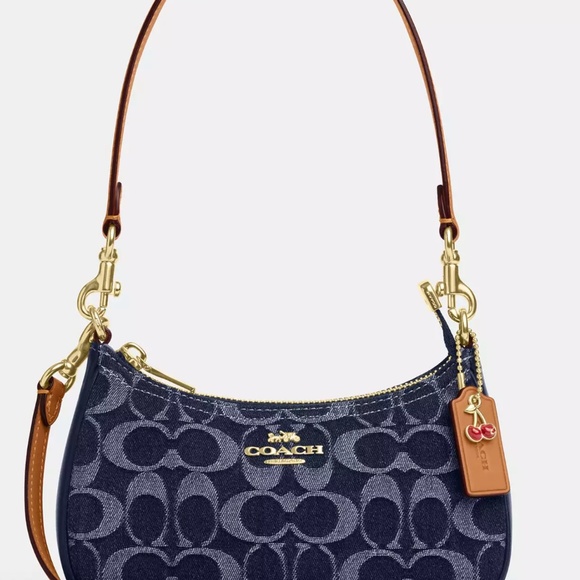 NWT Coach Teri Mini Crossbody Bag In Signature Denim - Picture 1 of 5